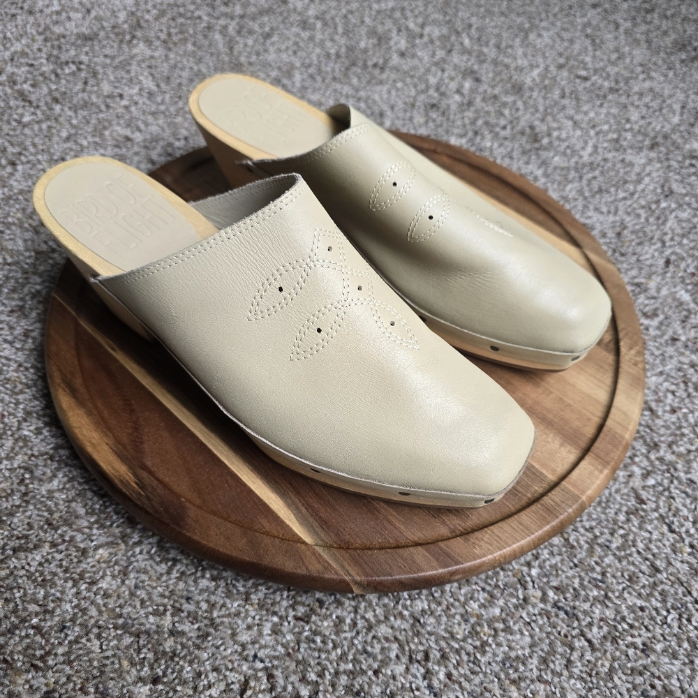 Women's Cream Leather Clog Mules
